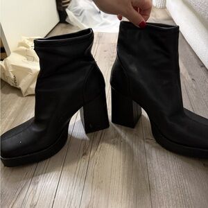 Zara Black Block Heel Ankle Boots - Women's Fashion Booties